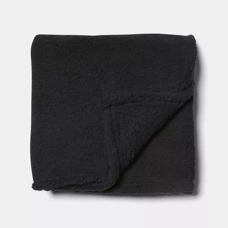 Soren Teddy Fleece Throw 130 X 170 Cm Midnight 130 X 170 Cm 4 Soren Teddy Fleece Throw 130 X 170 Cm Midnight 130 X 170 Cm - Image 2