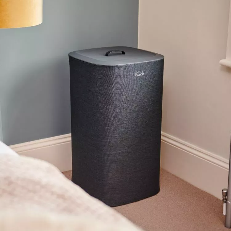 Joseph Joseph Joseph & Joseph Tota 60-Litre Laundry Separation Basket - Carbon Black 7 Joseph Joseph Joseph & Joseph Tota 60-Litre Laundry Separation Basket - Carbon Black - Image 5