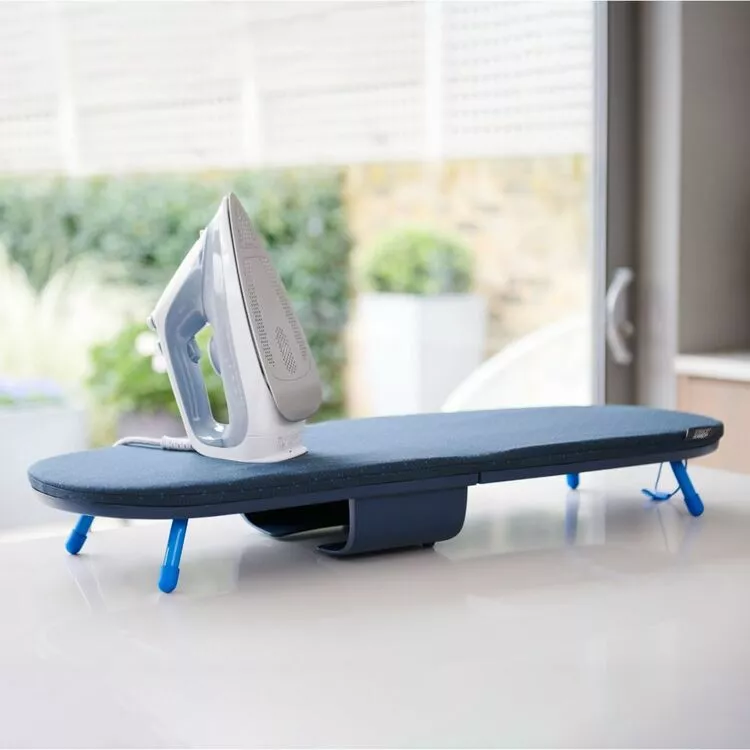Joseph Joseph Joseph & Joseph Pocket Plus Folding Table-Top Ironing Board 6 Joseph Joseph Joseph & Joseph Pocket Plus Folding Table-Top Ironing Board - Image 4