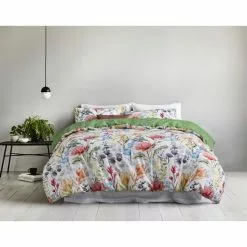 Gainsborough Wild Flower Quilt Cover Set Red